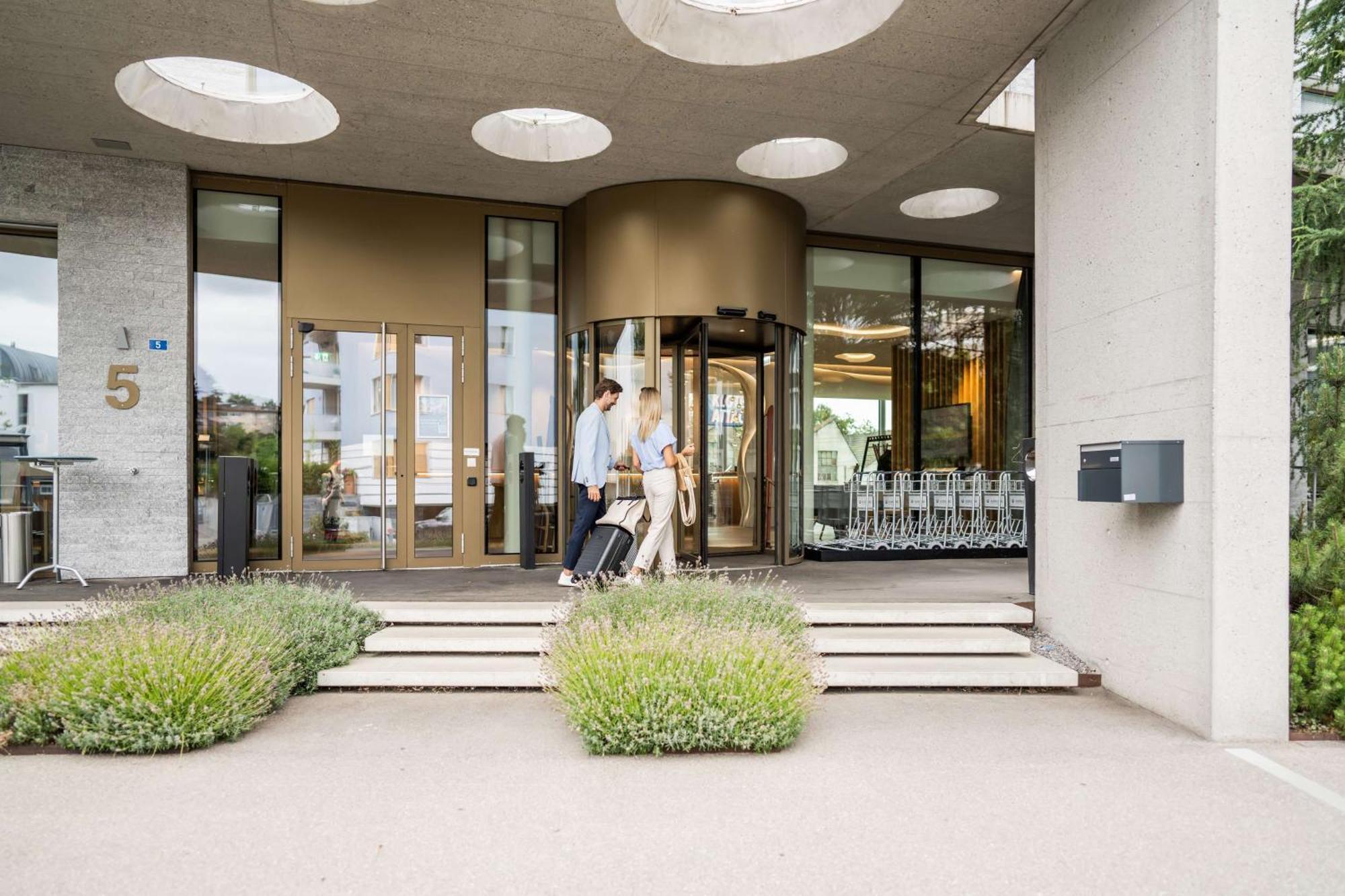 Hotel Allegra Lodge Kloten Ngoại thất bức ảnh