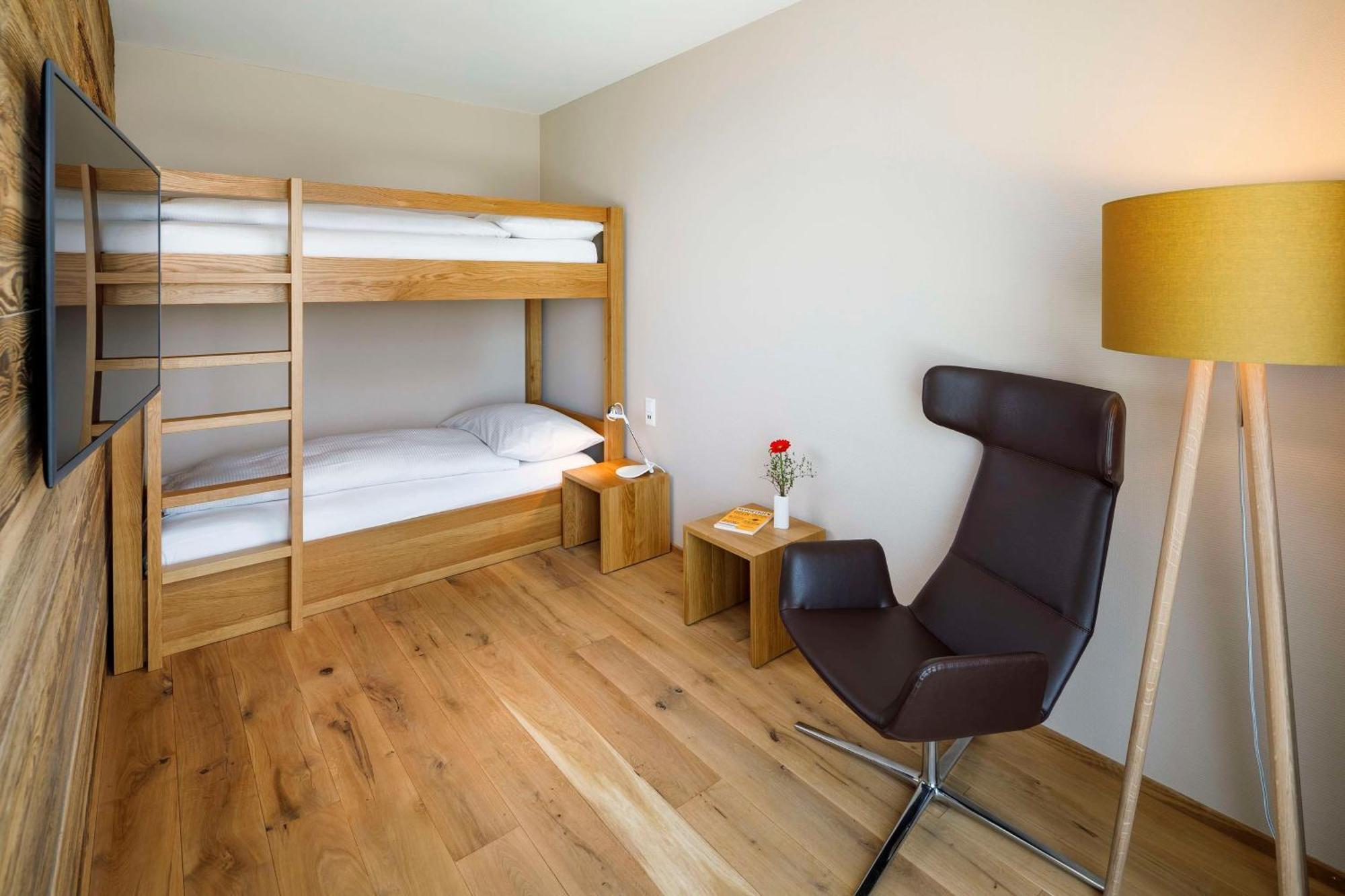 Hotel Allegra Lodge Kloten Ngoại thất bức ảnh