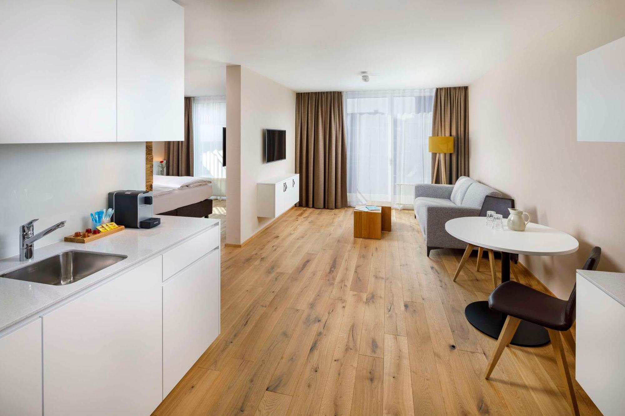 Hotel Allegra Lodge Kloten Ngoại thất bức ảnh