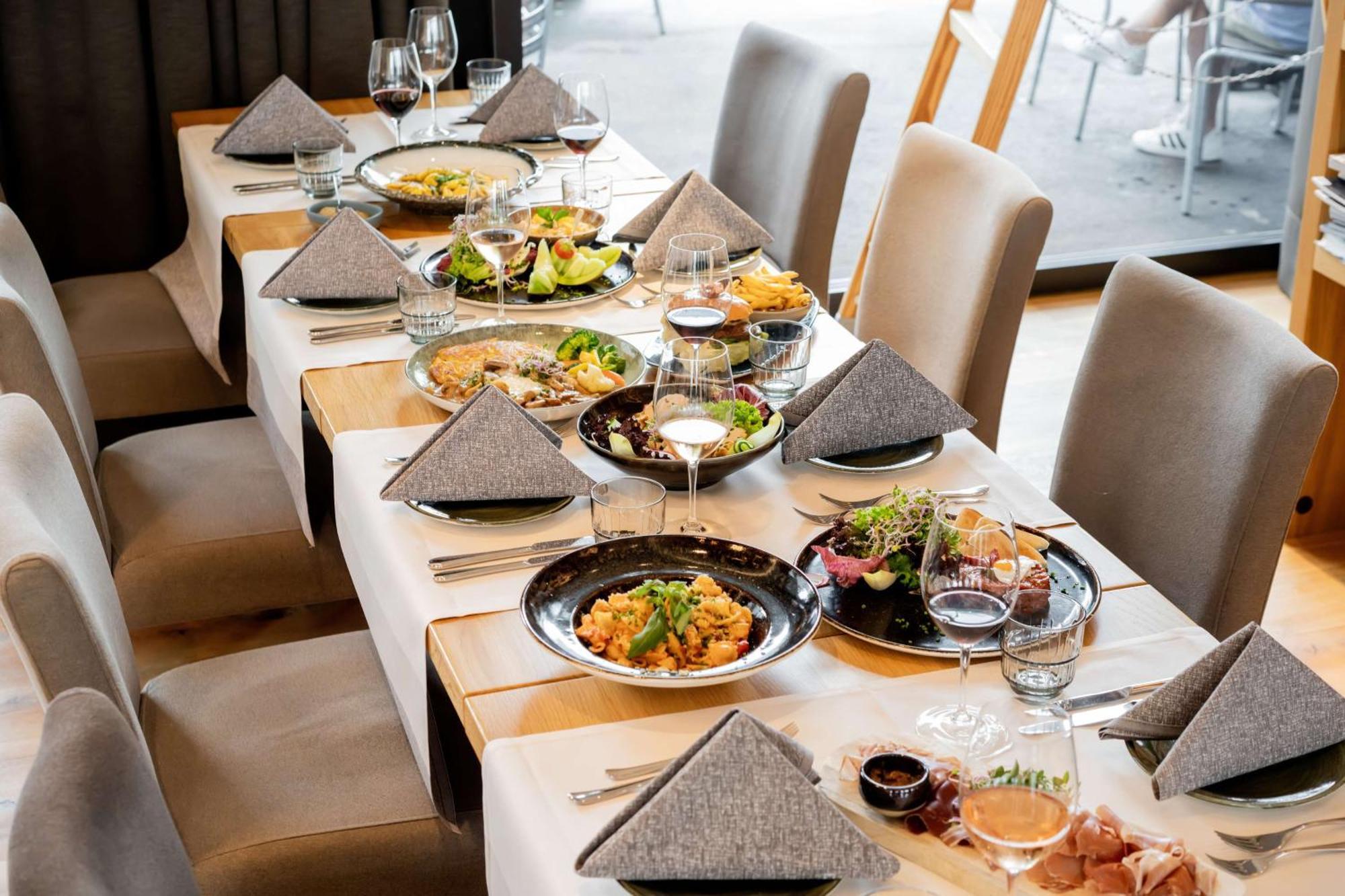 Hotel Allegra Lodge Kloten Ngoại thất bức ảnh