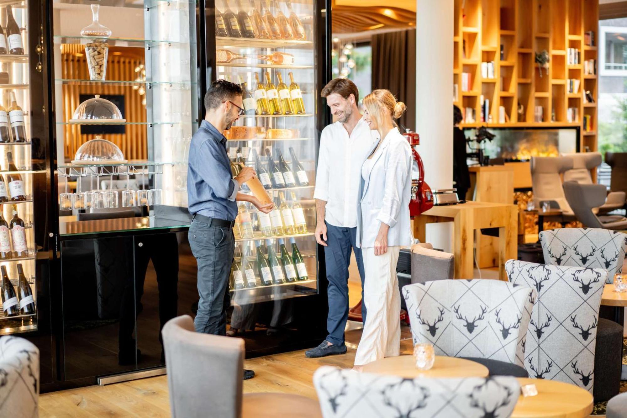 Hotel Allegra Lodge Kloten Ngoại thất bức ảnh