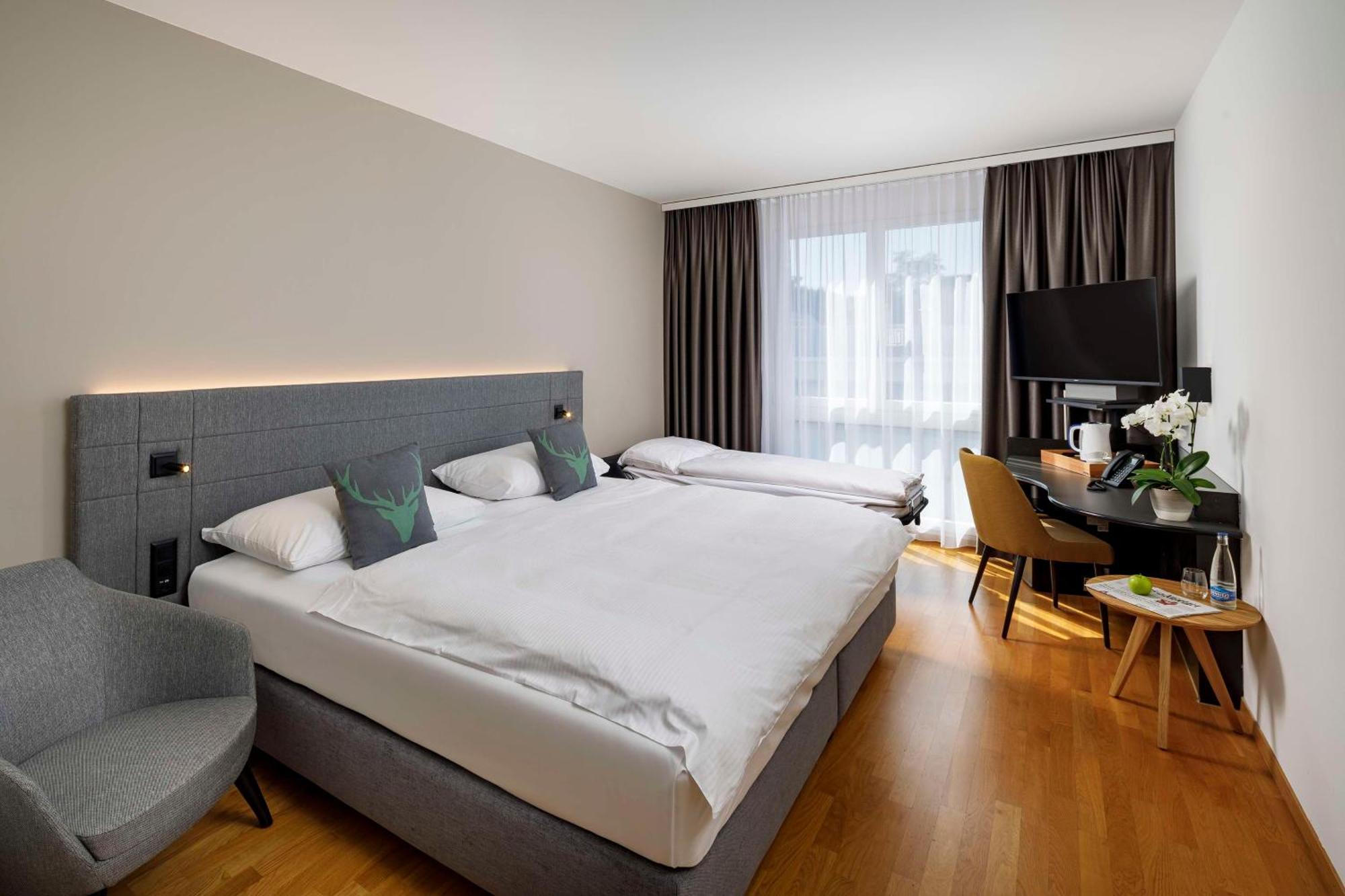 Hotel Allegra Lodge Kloten Ngoại thất bức ảnh